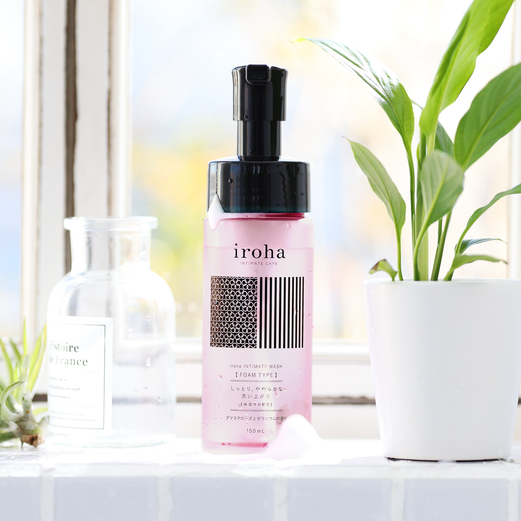 iroha INTIMATE WASH [FOAM TYPE] Damask Rose and Geranium