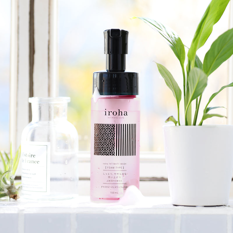 iroha INTIMATE WASH [FOAM TYPE] Damask Rose and Geranium Set